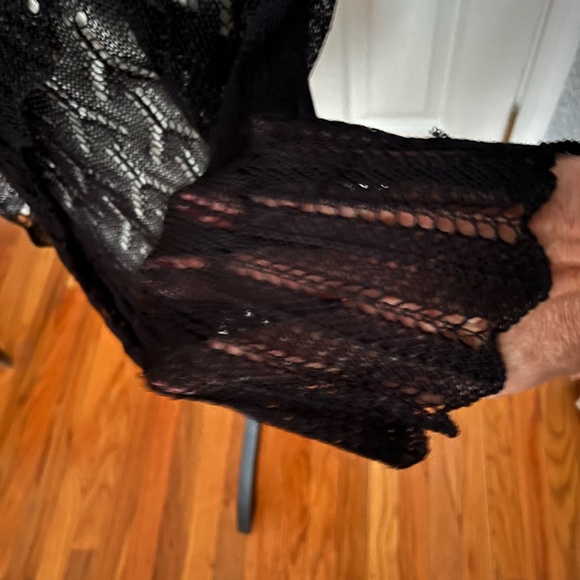 Black Lightweight Summer Sweater - Picture 5 of 10